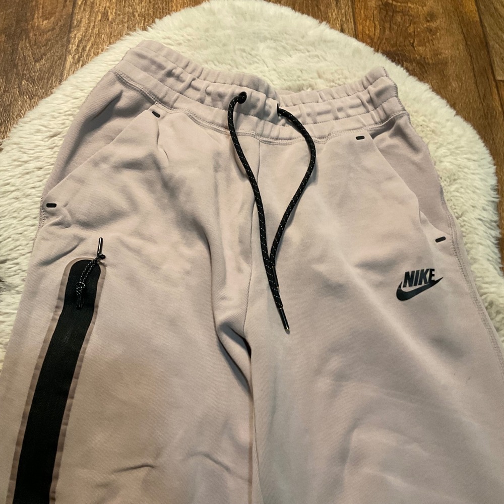 Nike Jogger Size XS Womens Fleece CW4292 Tan Cotton Blend Athleisure Cozy - Picture 2 of 9